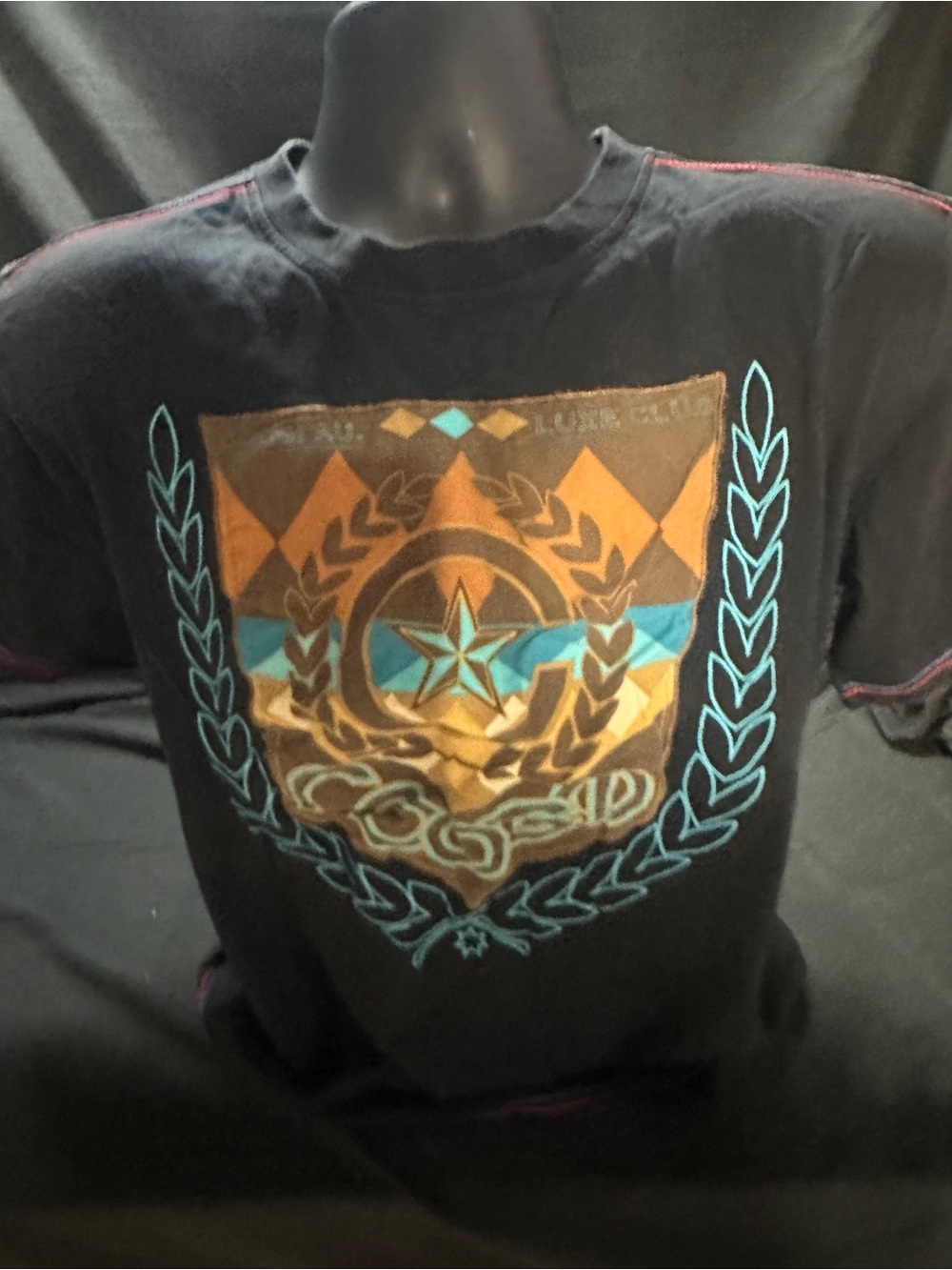 Black Graphic Men’s T-Shirt with Blue and Tan Crest-retro Coogi-size XL-#560